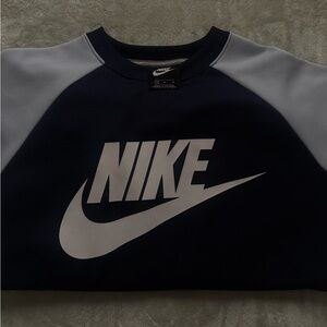 vintage nike crewneck
